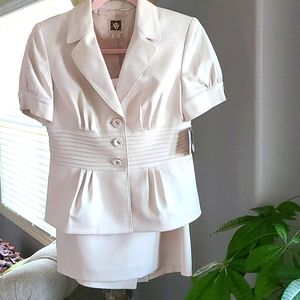 Anne Klein Executive Collection 2pc Short Sleeve & Skirt Set